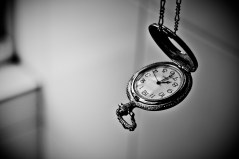 0528_time-pocket-watch